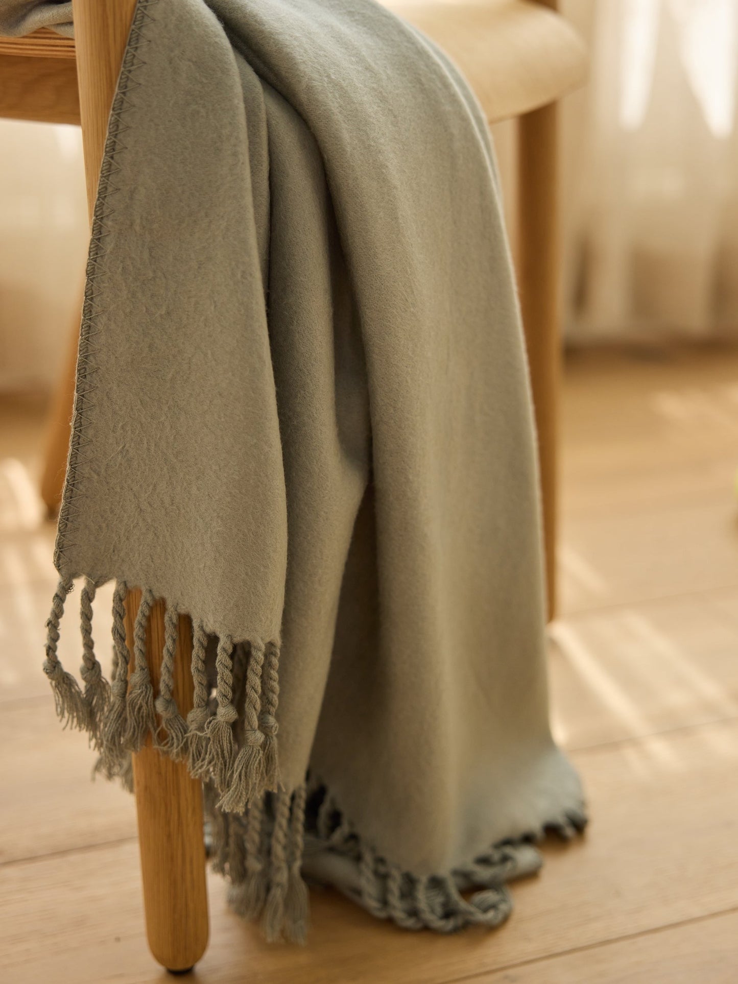 Bamboo Tassel Throw - Wholesale