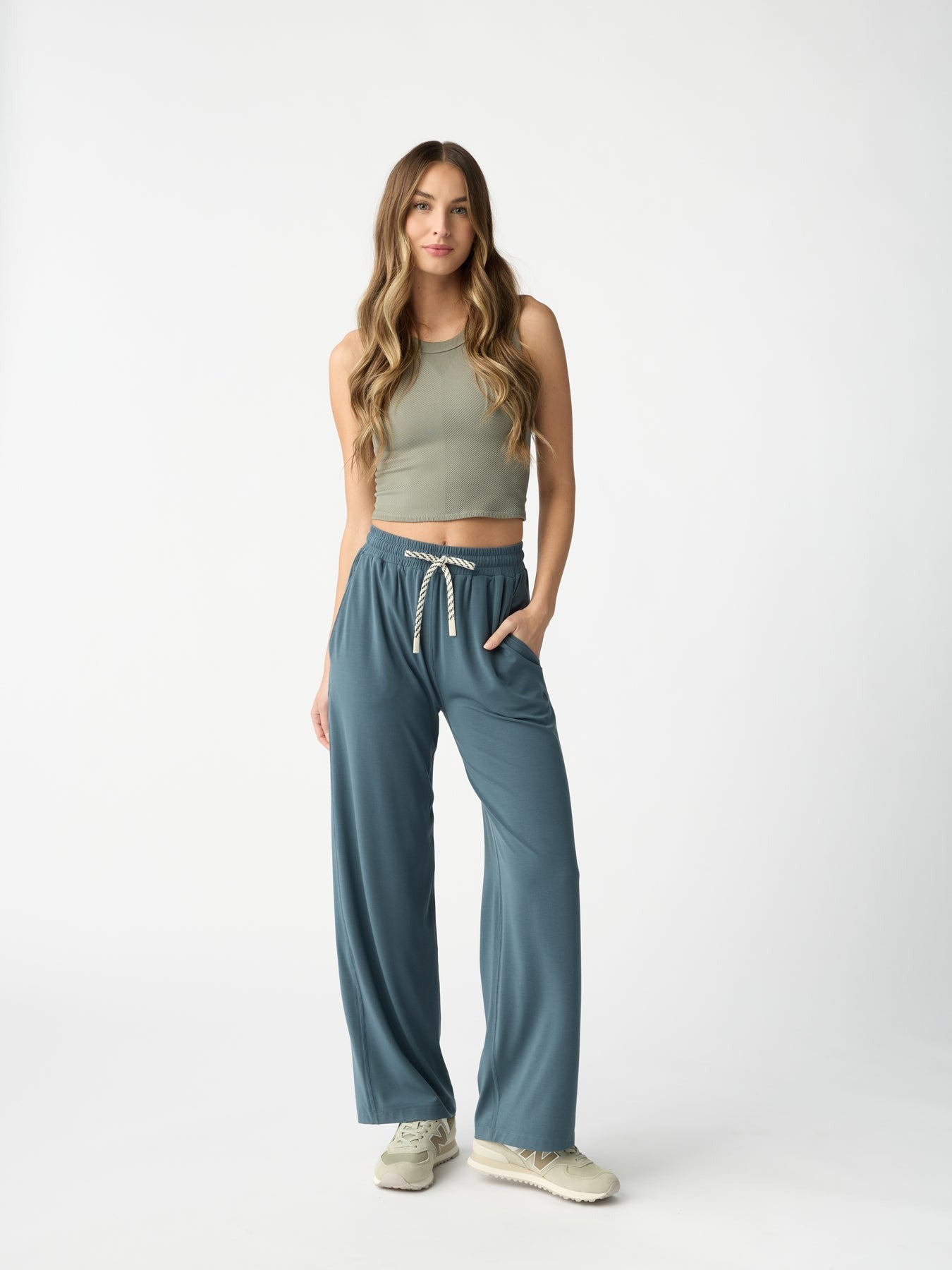 Women's Studio Wide Leg Pant - Wholesale