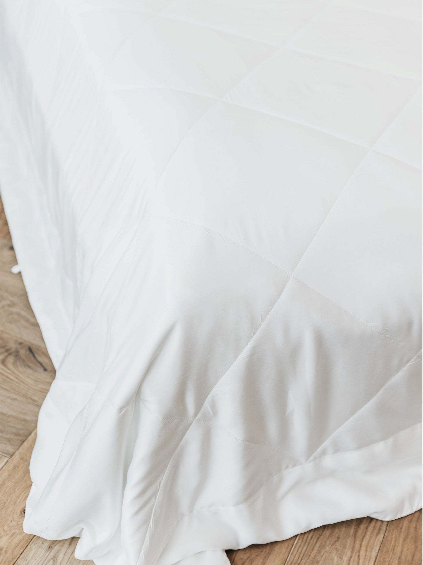 Cozy Earth Comforters - Wholesale