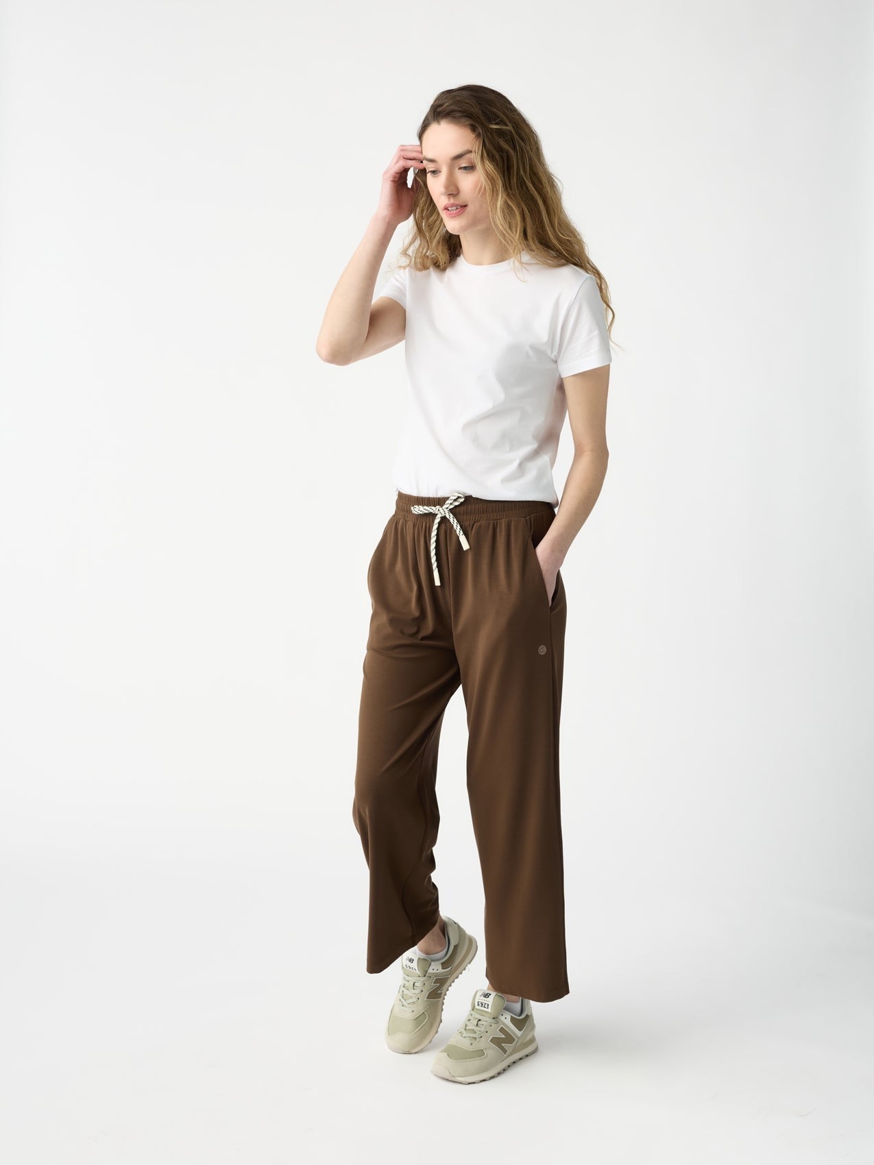 Women's Studio Cropped Wide Leg Pant - Wholesale