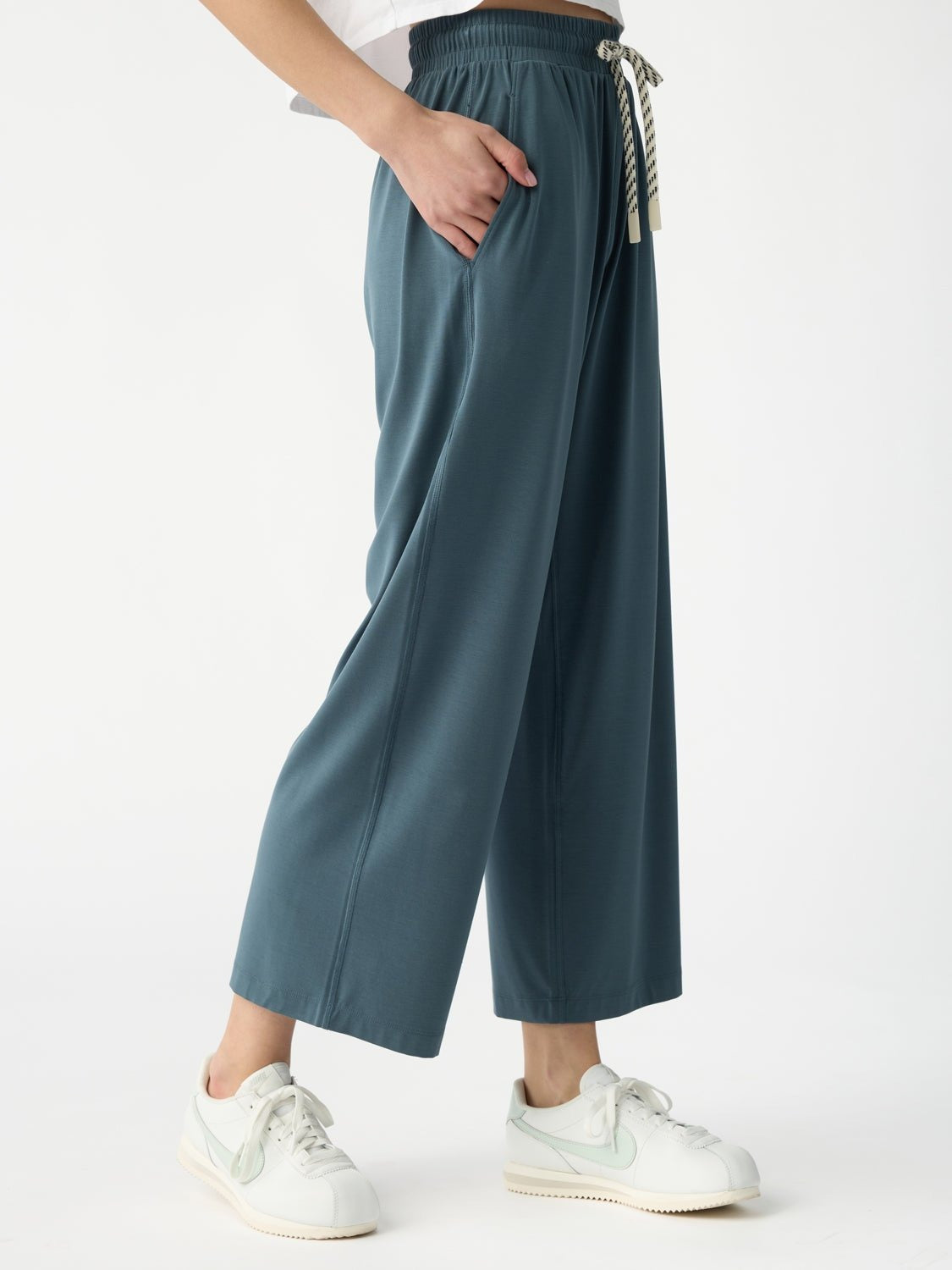 Women's Studio Cropped Wide Leg Pant - Wholesale