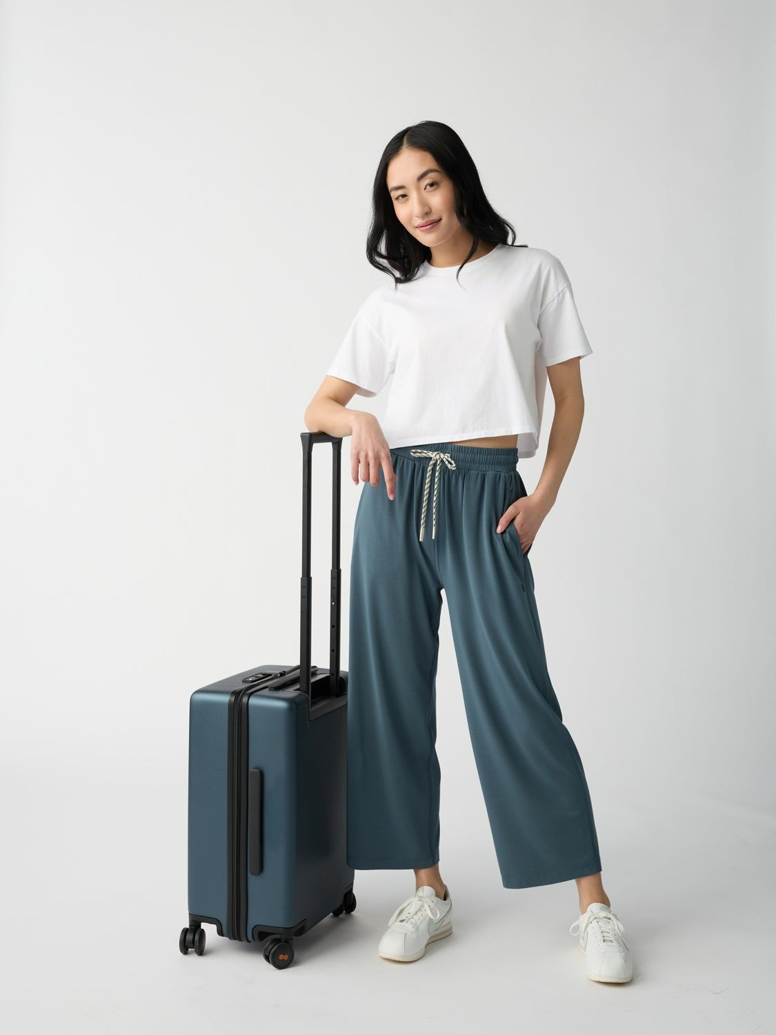 Women's Studio Cropped Wide Leg Pant - Wholesale