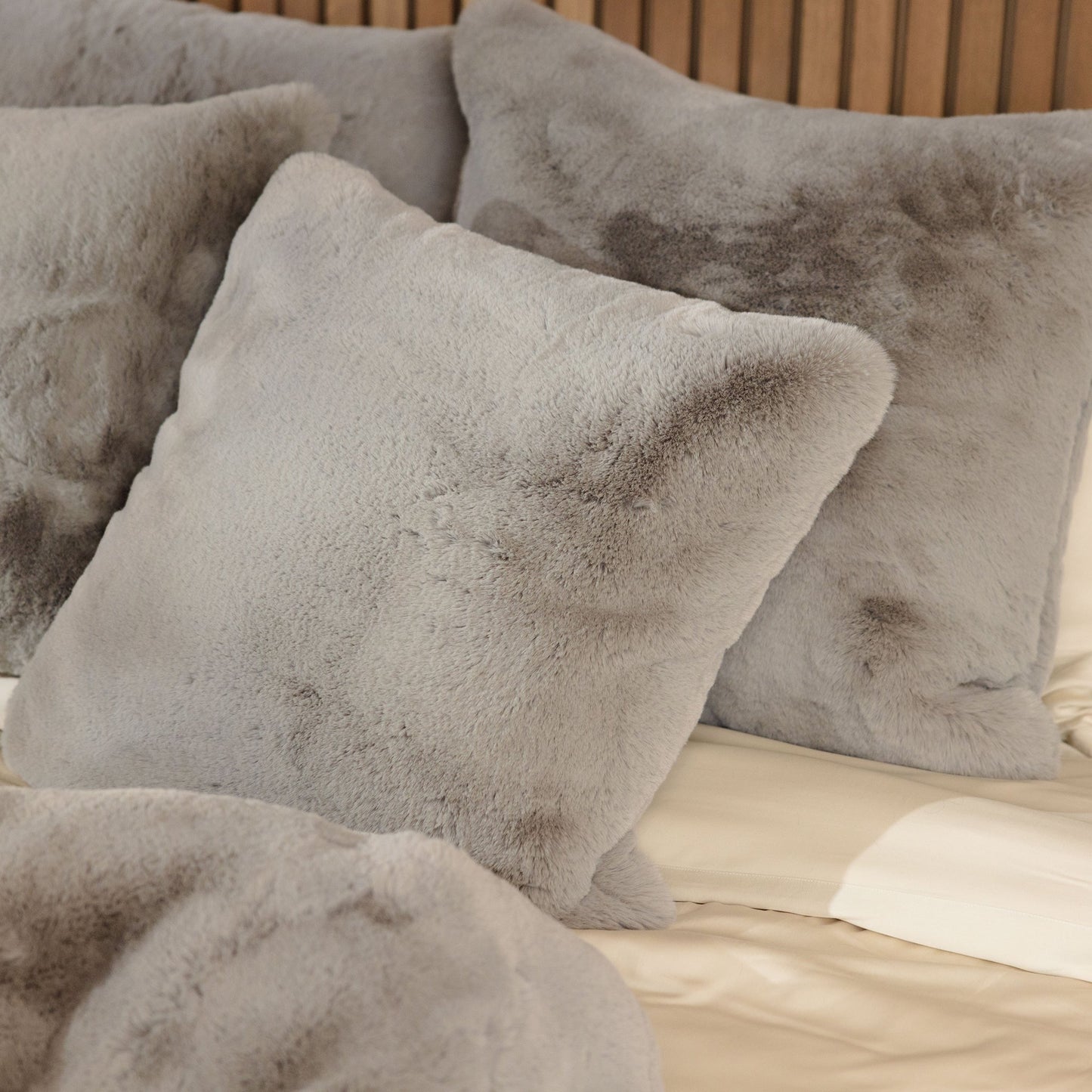 Superplush Cuddle Pillow - Wholesale