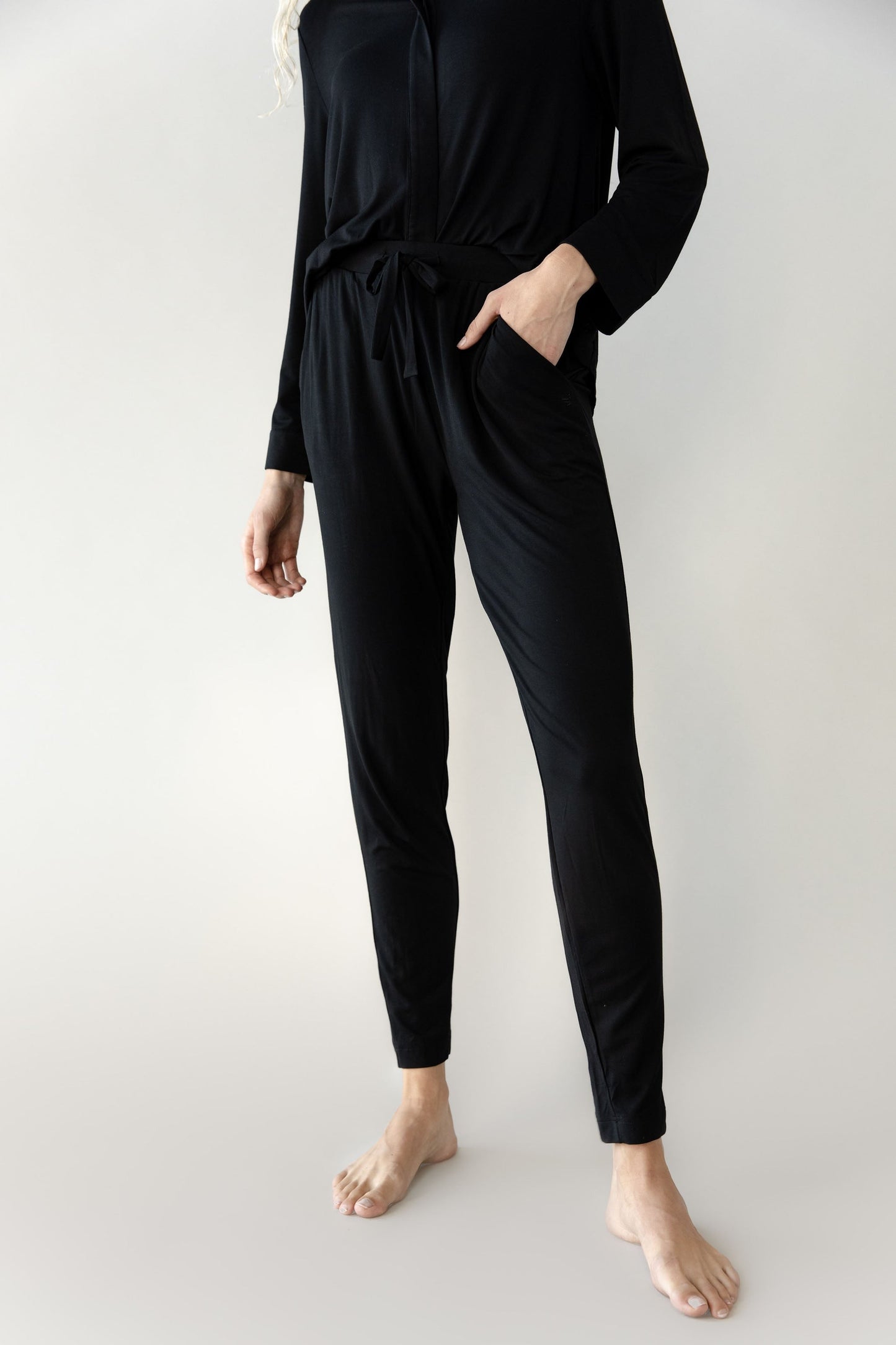 Women's Bamboo Stretch-Knit Tapered Pant - Wholesale