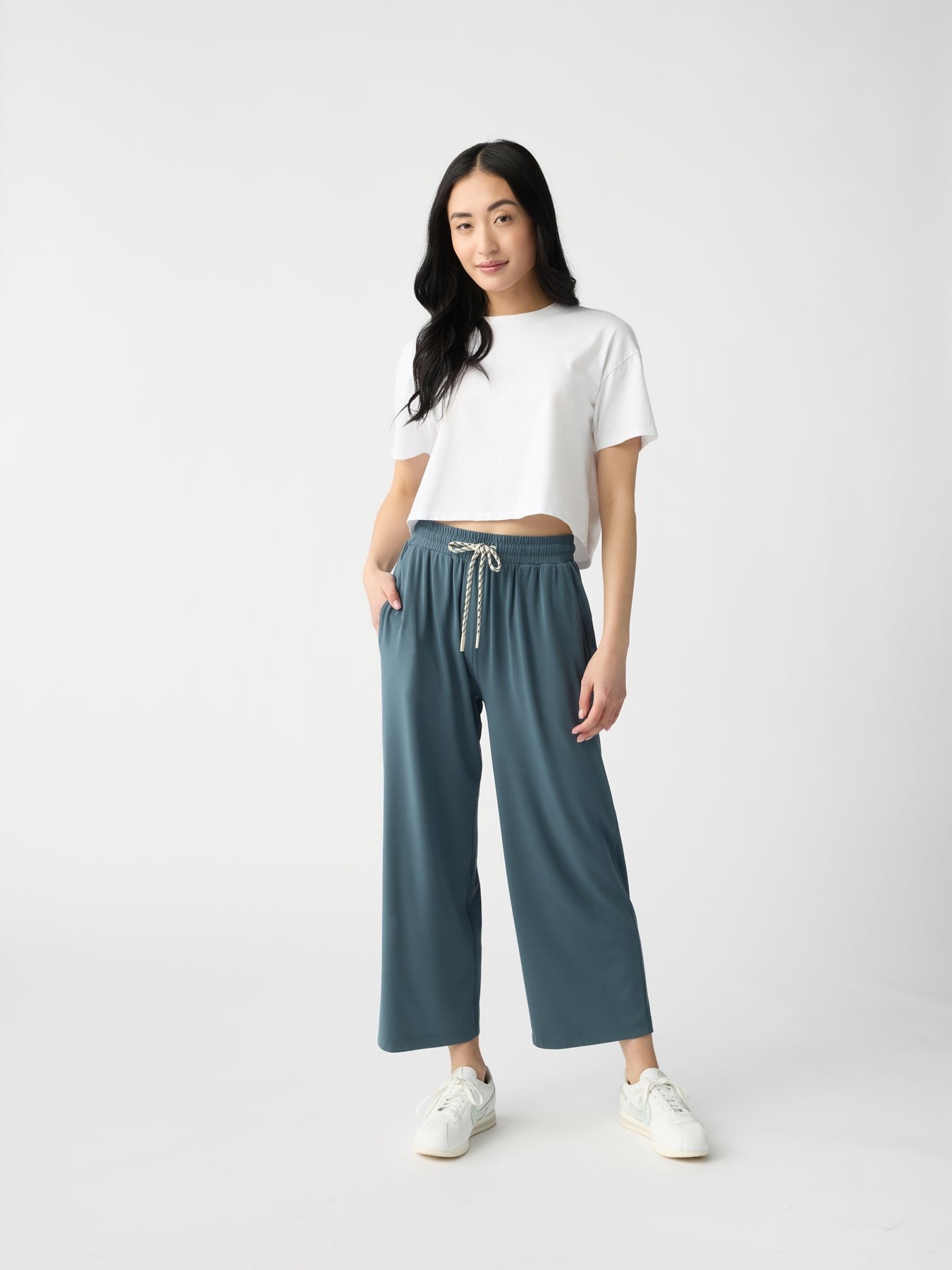 Women's Studio Cropped Wide Leg Pant - Wholesale
