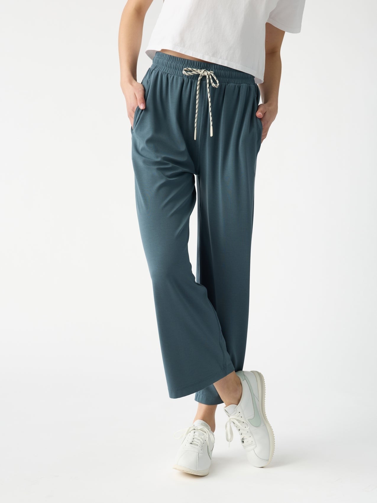 Women's Studio Cropped Wide Leg Pant - Wholesale
