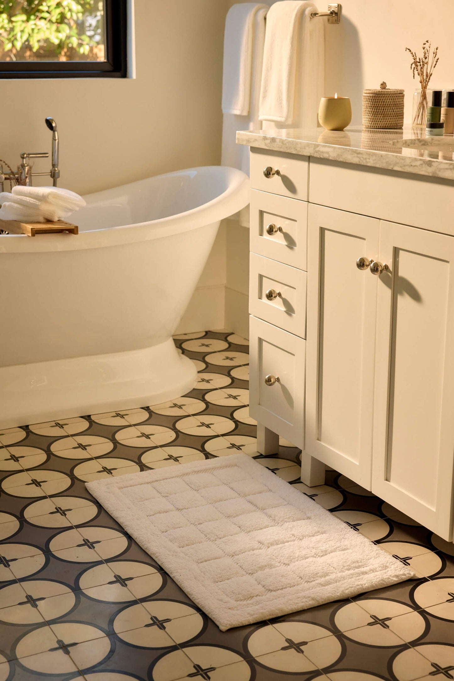 Grid Bath Mat