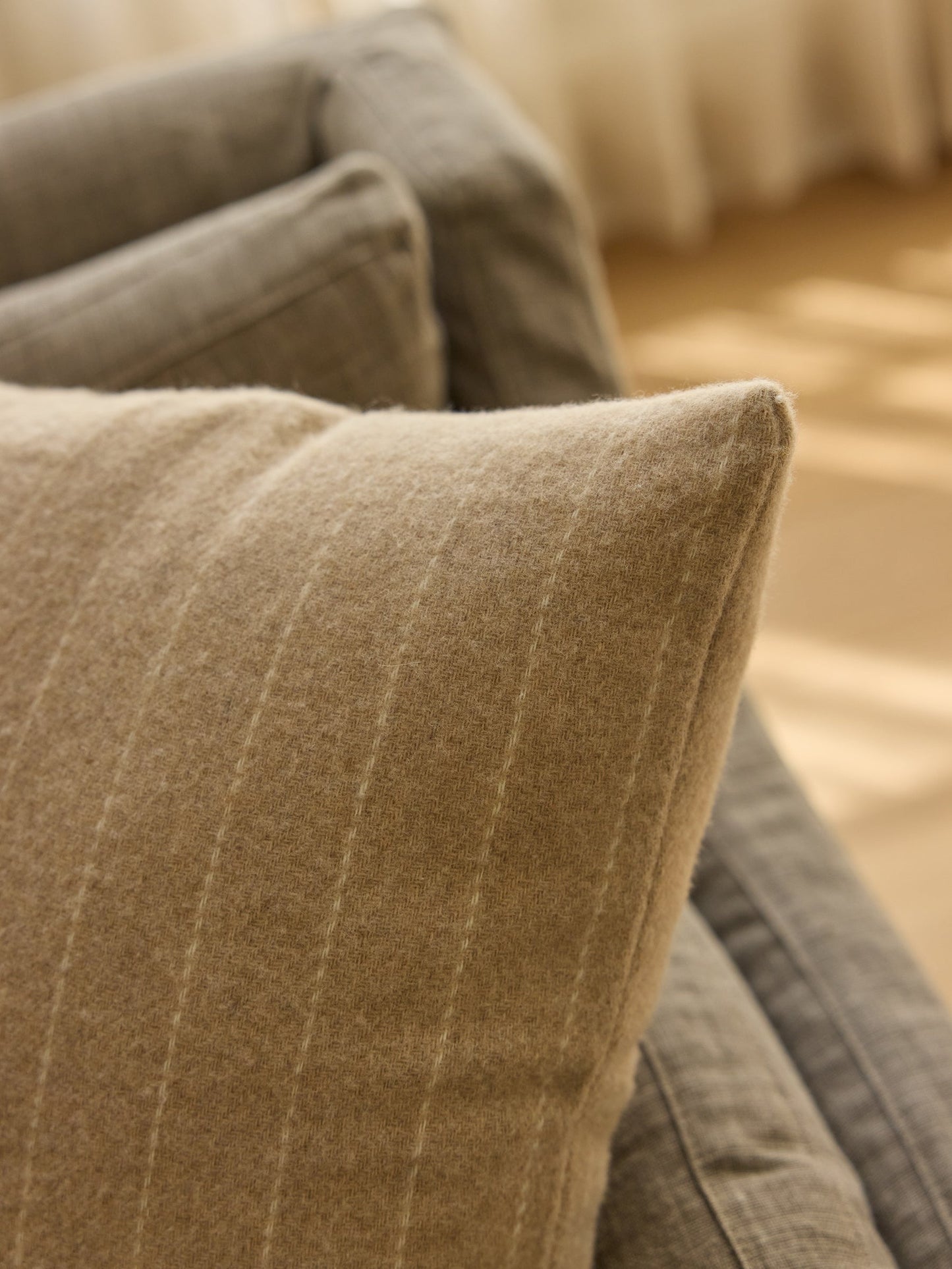 Florence Pillow - Wholesale