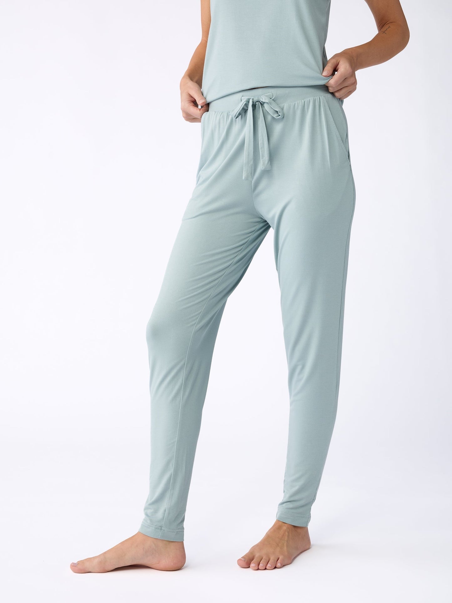 Women's Bamboo Stretch-Knit Tapered Pant - Wholesale
