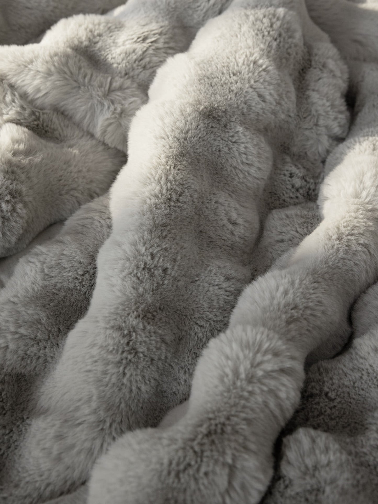 Bubble Cuddle Blanket - Wholesale