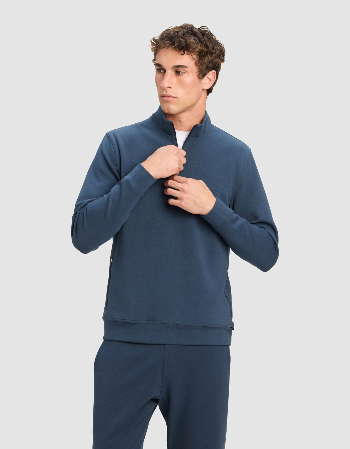 Men's StretchTech Quarter Zip & Jogger Set